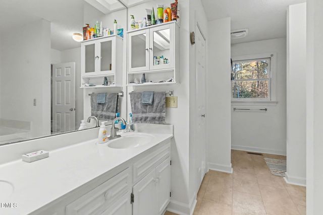 209 Arlington Circle, Sanford, NC 27330