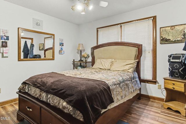 209 Arlington Circle, Sanford, NC 27330