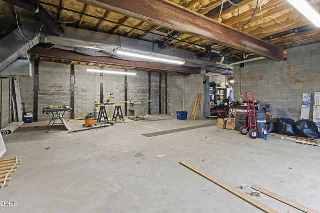 209 Arlington Circle, Sanford, NC 27330