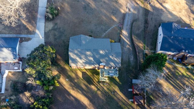 209 Arlington Circle, Sanford, NC 27330