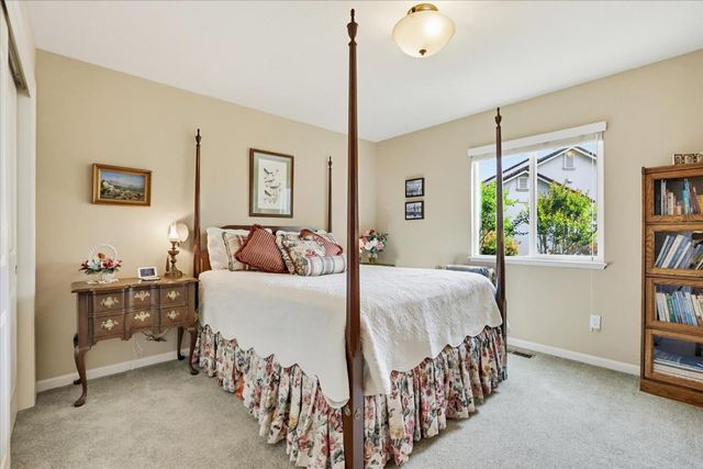 970 Morgan Ranch Dr, Grass Valley, CA 95945