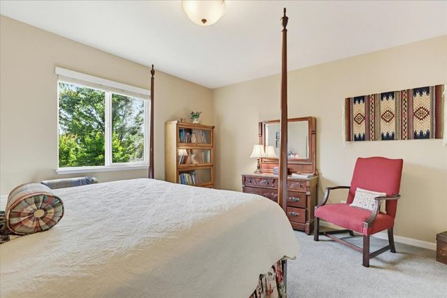 970 Morgan Ranch Dr, Grass Valley, CA 95945