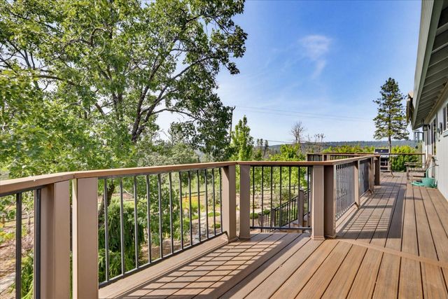 970 Morgan Ranch Dr, Grass Valley, CA 95945