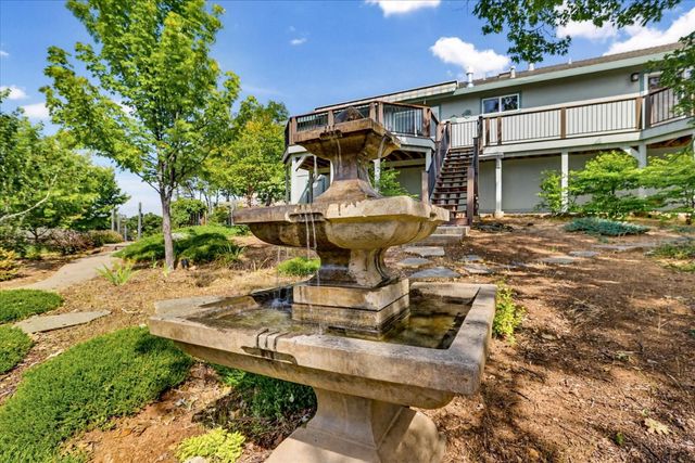 970 Morgan Ranch Dr, Grass Valley, CA 95945