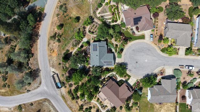 970 Morgan Ranch Dr, Grass Valley, CA 95945