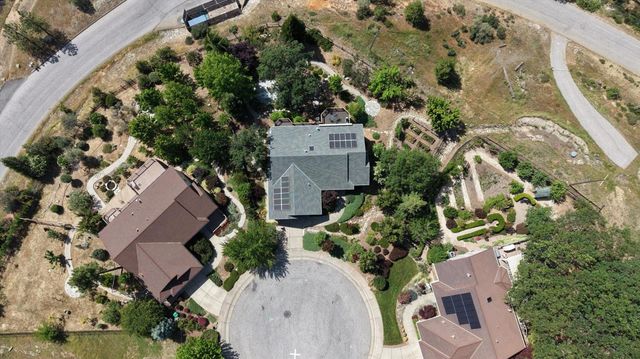 970 Morgan Ranch Dr, Grass Valley, CA 95945