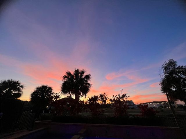 1172 CASTLE PINES CT, Reunion, FL 34747