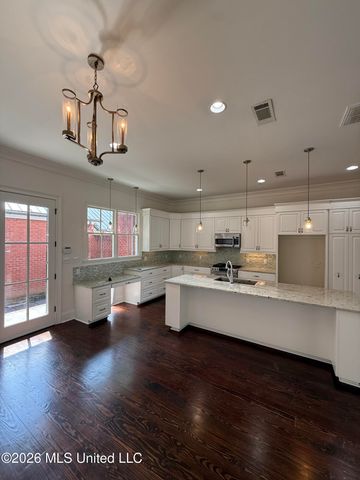 180 Harper Street, Ridgeland, MS 39157