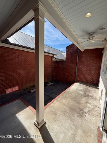 180 Harper Street, Ridgeland, MS 39157