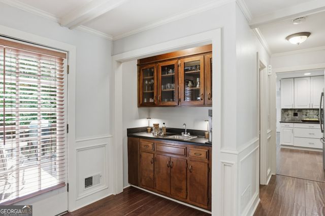 250 Hollyridge Way, Roswell, GA 30076