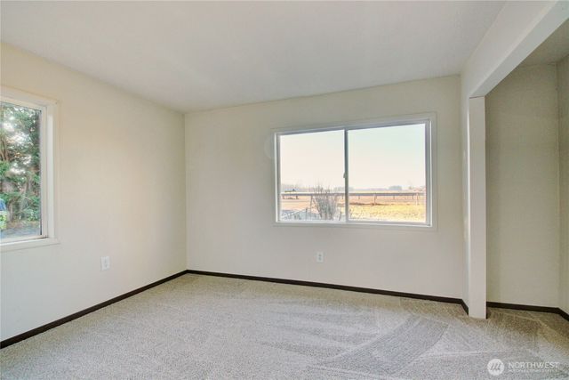 8739 F and S Grade Rd, Sedro Woolley, WA 98284