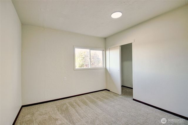 8739 F and S Grade Rd, Sedro Woolley, WA 98284