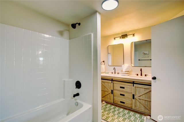 8739 F and S Grade Rd, Sedro Woolley, WA 98284