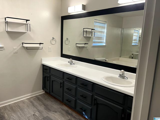 1735 ANNENDALE CIRCLE, Birmingham, AL 35235