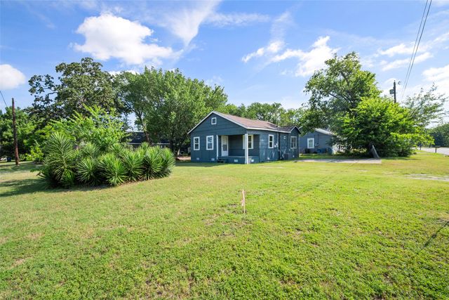 517 S 3rd Street, Corsicana, TX 75110