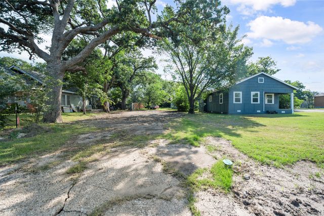 517 S 3rd Street, Corsicana, TX 75110