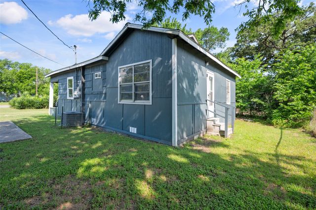 517 S 3rd Street, Corsicana, TX 75110