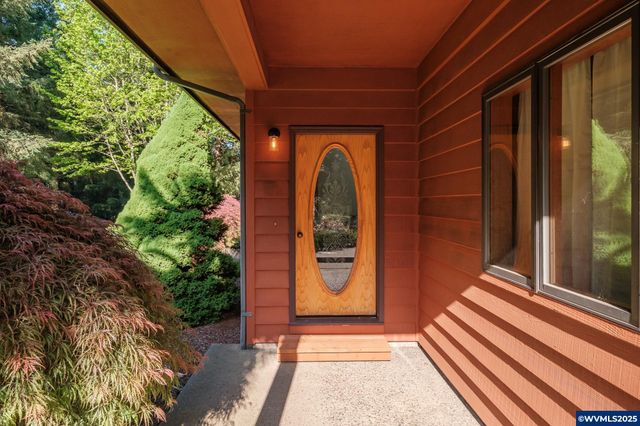 40009 Griggs Dr, Lebanon, OR 97355