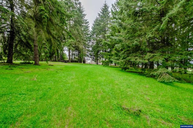 40009 Griggs Dr, Lebanon, OR 97355