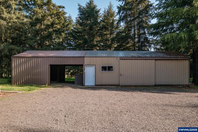 40009 Griggs Dr, Lebanon, OR 97355