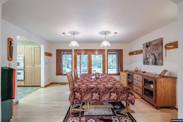 40009 Griggs Dr, Lebanon, OR 97355