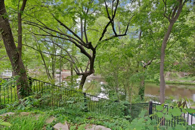 1008 Loch Lomond Drive, Arlington, TX 76012