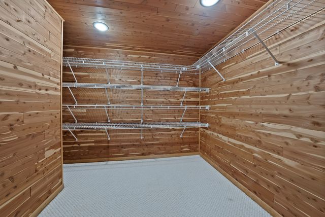 1008 Loch Lomond Drive, Arlington, TX 76012