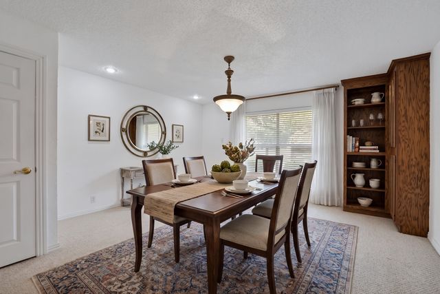 1008 Loch Lomond Drive, Arlington, TX 76012