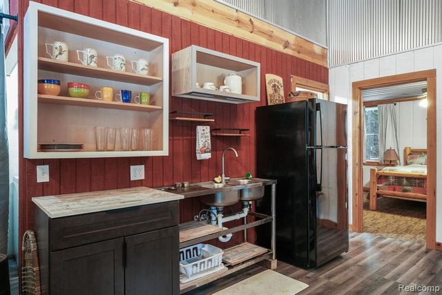 8074 Grosbeak Drive, Alden, MI 49612