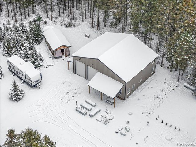 8074 Grosbeak Drive, Alden, MI 49612