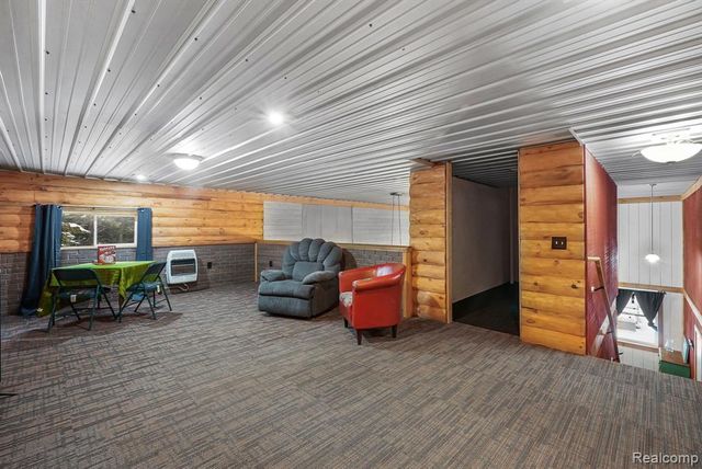 8074 Grosbeak Drive, Alden, MI 49612