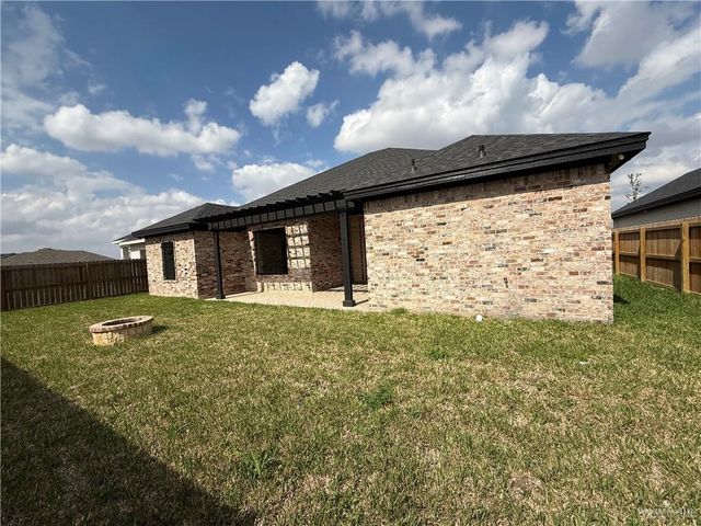 3200 Rabbit Run Avenue, Alton, TX 78573
