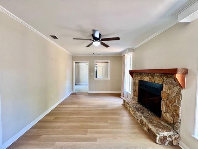 1208 E HANNA AVENUE, Tampa, FL 33604