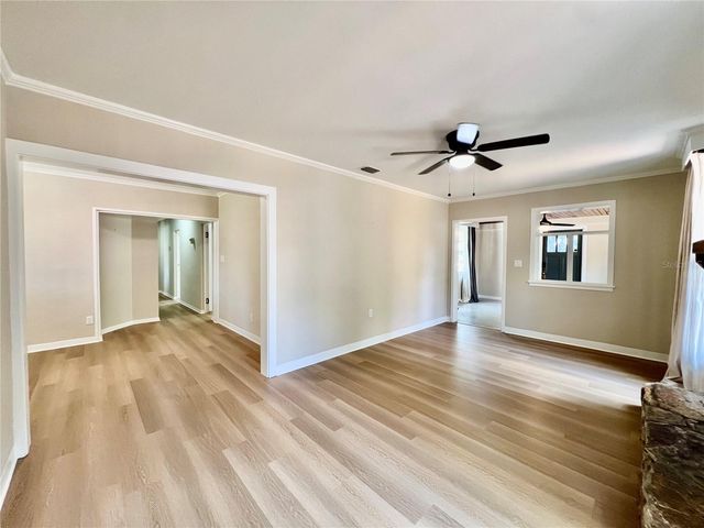 1208 E HANNA AVENUE, Tampa, FL 33604