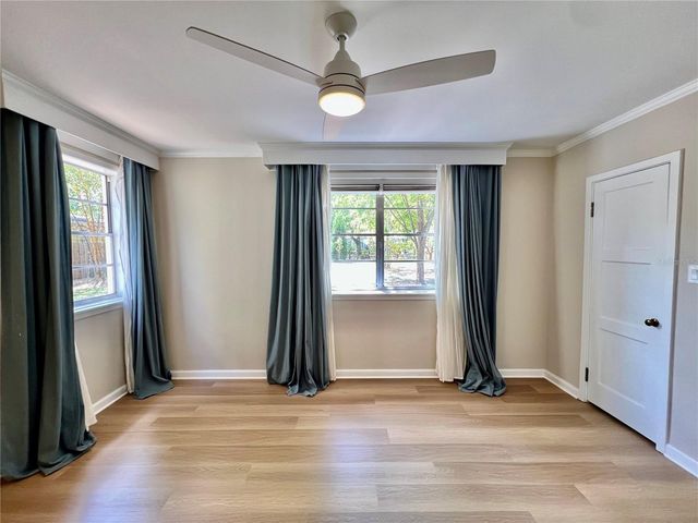 1208 E HANNA AVENUE, Tampa, FL 33604