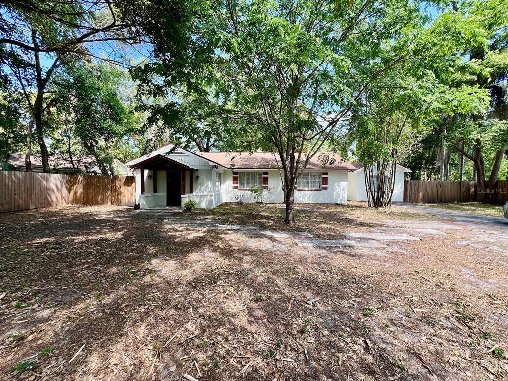 1208 E HANNA AVENUE, Tampa, FL 33604