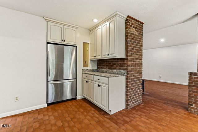 369 River Road, Pittsboro, NC 27312