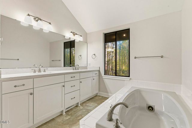 369 River Road, Pittsboro, NC 27312