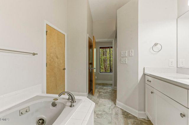 369 River Road, Pittsboro, NC 27312