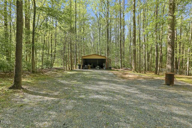 369 River Road, Pittsboro, NC 27312