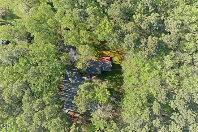 369 River Road, Pittsboro, NC 27312