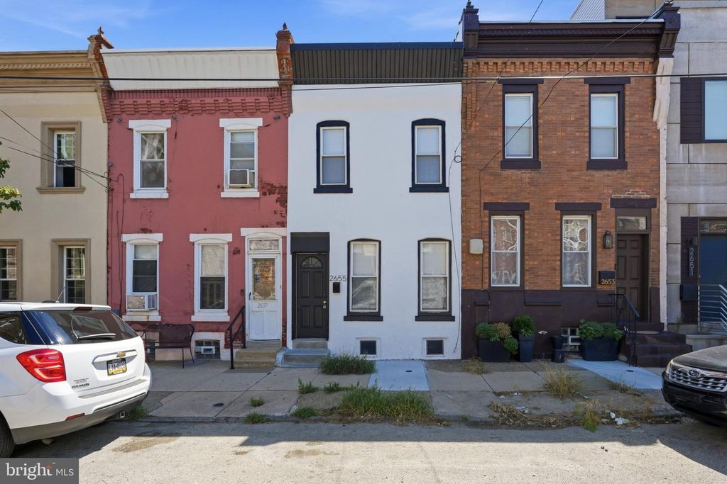 2655 CEDAR ST, PHILADELPHIA, PA 19125 — exterior