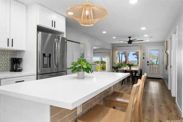 54-100 Kamehameha Highway, Hauula, HI 96717