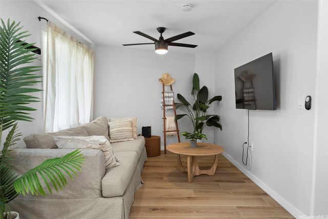 54-100 Kamehameha Highway, Hauula, HI 96717