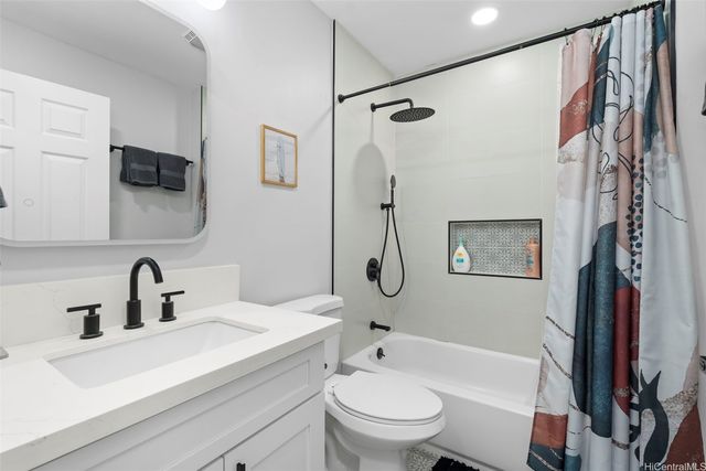 54-100 Kamehameha Highway, Hauula, HI 96717