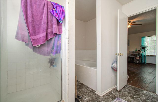 6022 Sattler Park Drive, Houston, TX 77086