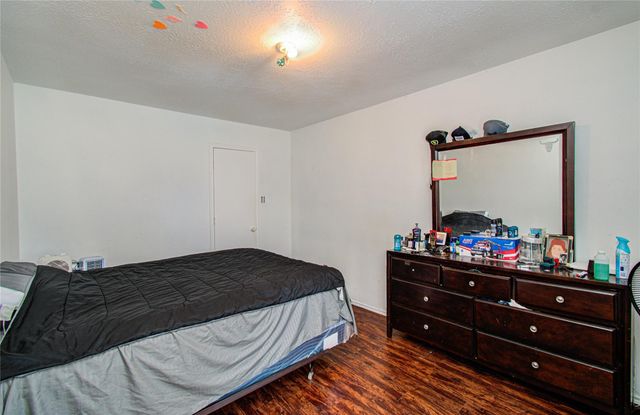 6022 Sattler Park Drive, Houston, TX 77086