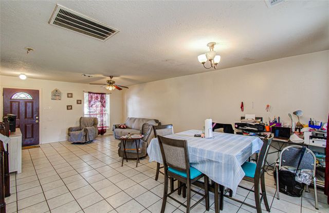 6022 Sattler Park Drive, Houston, TX 77086