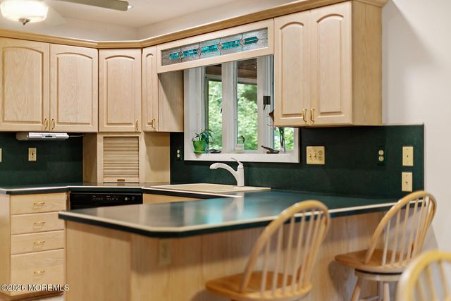308 Village Way, Brick, NJ 08724