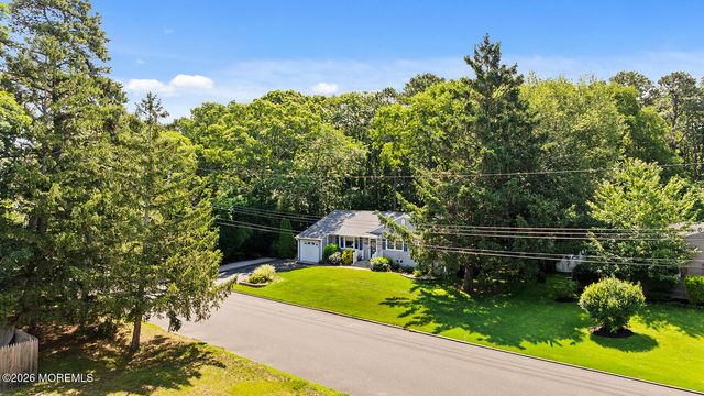 308 Village Way, Brick, NJ 08724